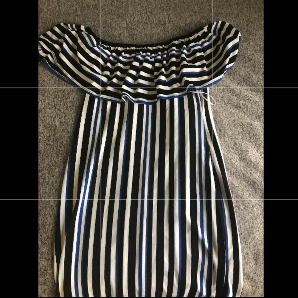 XS Trina Turk dress